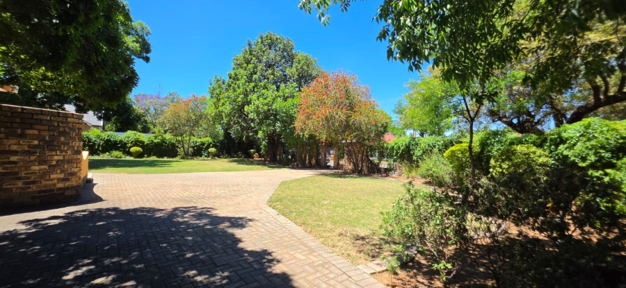 3 Bedroom Property for Sale in La Hoff North West